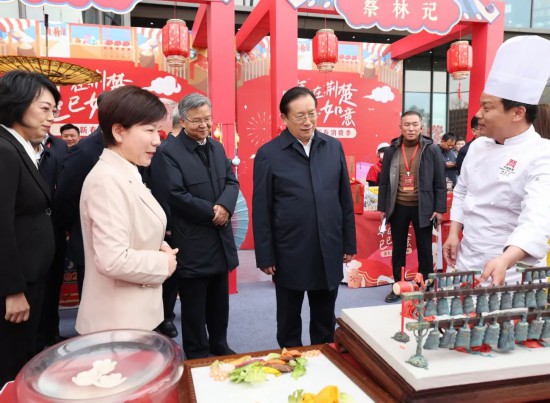 天博tb综合体育全国手机平板智能手表（手环）购新补贴政策实施暨“年在荆楚 巳巳如(图2)