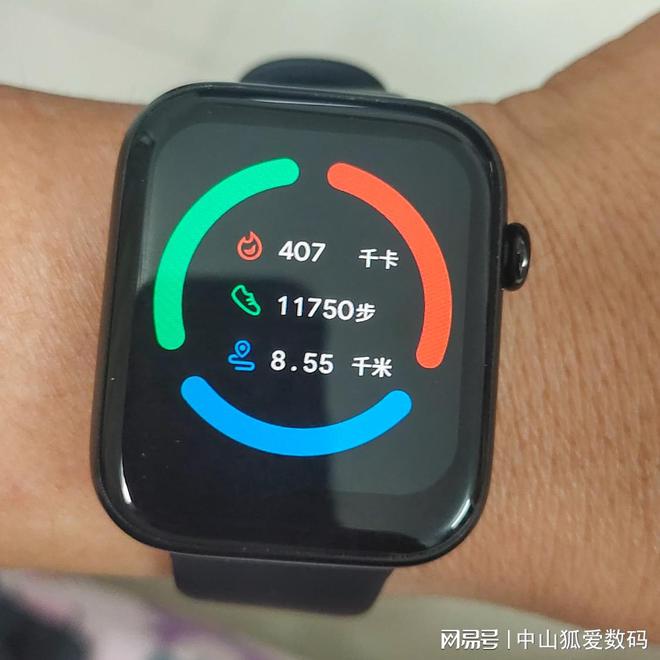 天博tb综合体育智能手表能否取代传统手表？兼论热门智能手表推荐(图2)